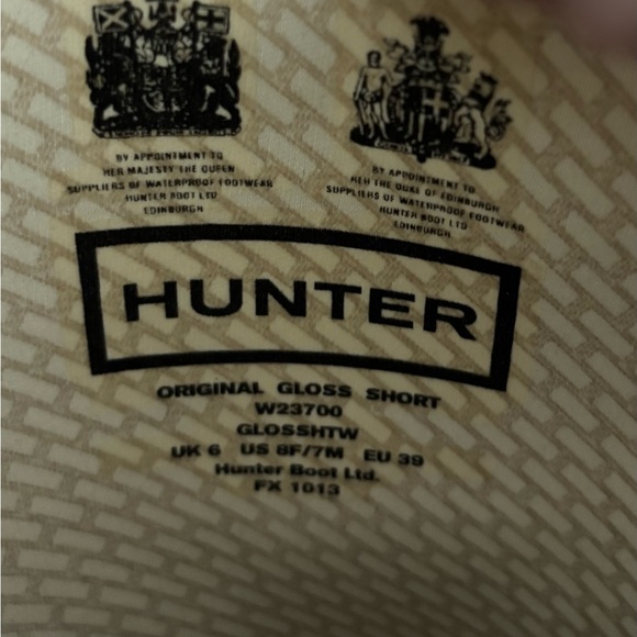 Hunter Women’s Glossy Black Short Size Boots~Size 8/F-7/M~W23700~EUC - Picture 15 of 16